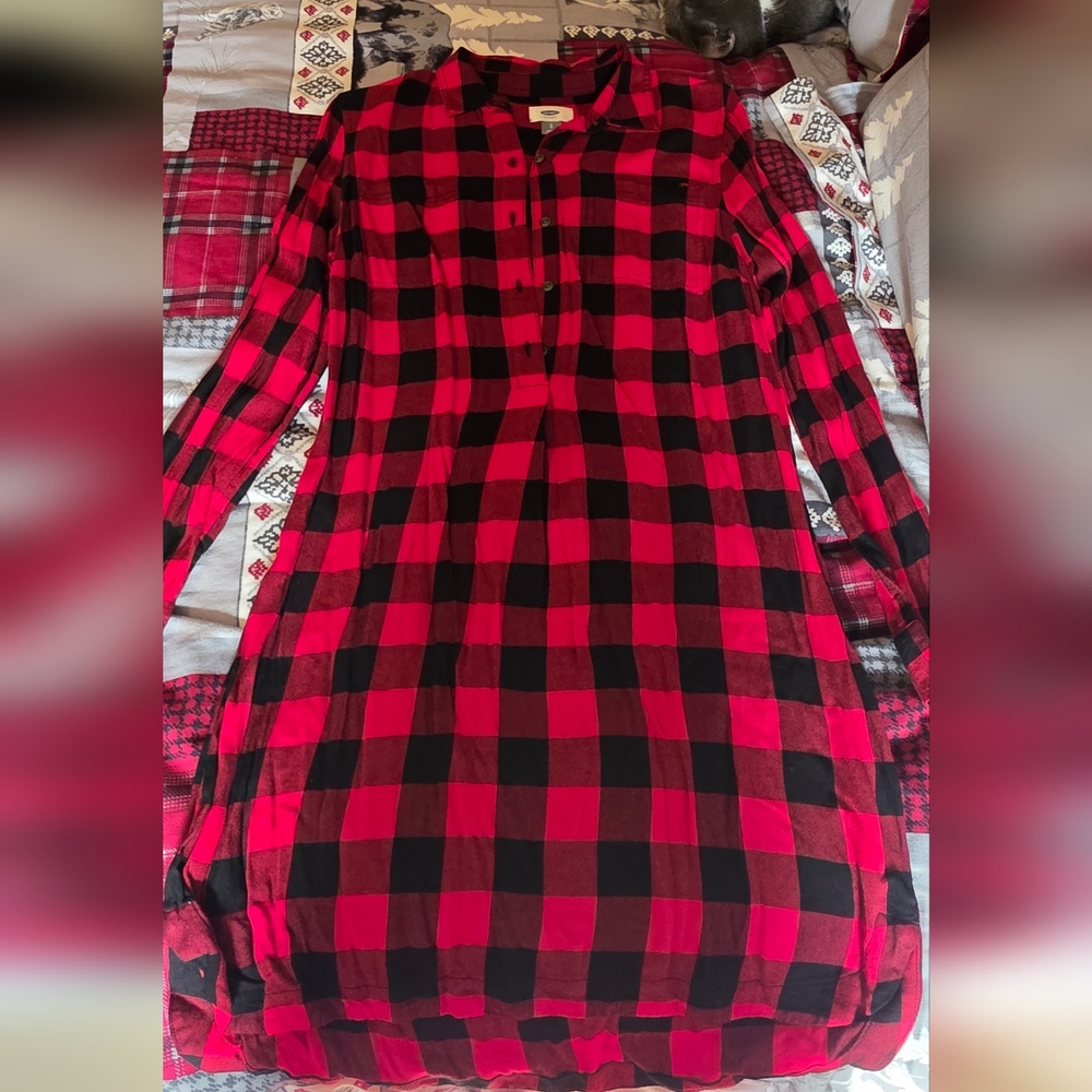 Old Navy Red and Black Checkered Dresa